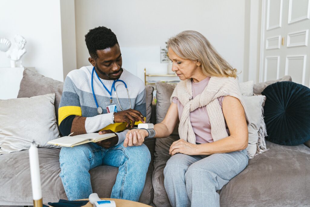 Home Nurse Service Near Me (Trusted, Fast & Professional Care) | Cure With Nisha Home nurse service